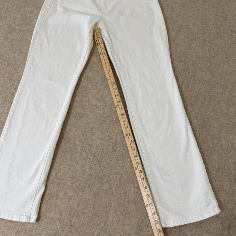 Levi’s 505 Straight Leg White Jeans Women’s Size 6 Classic Denim - Picture 2 of 16